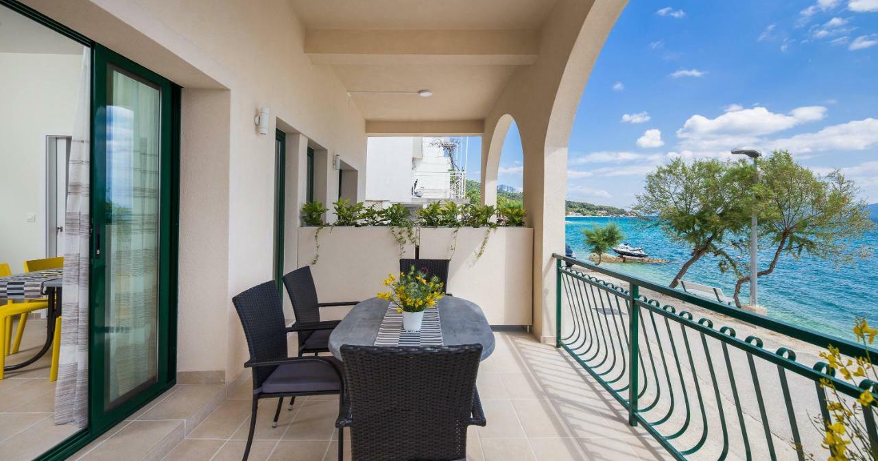 Apartments In זאוסטרוג מראה חיצוני תמונה