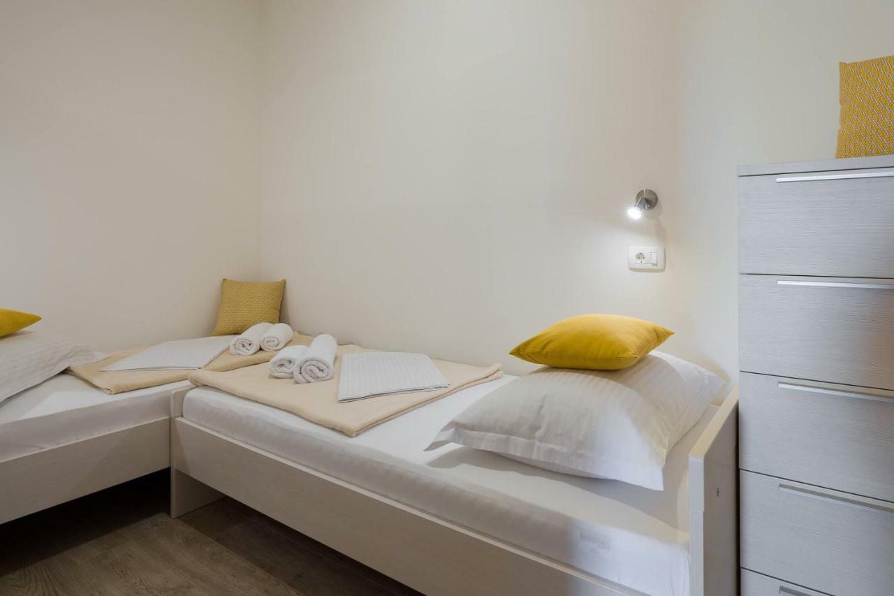 Apartments In זאוסטרוג מראה חיצוני תמונה