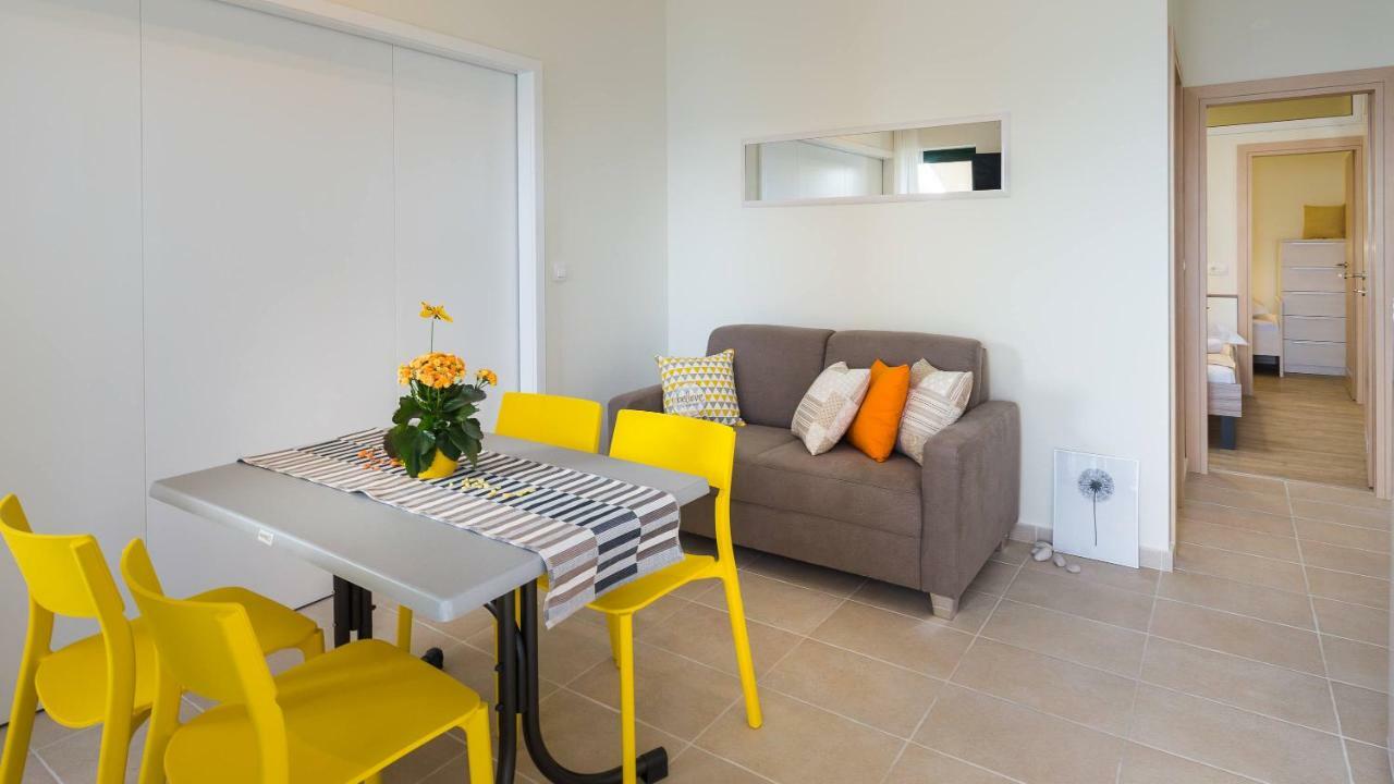 Apartments In זאוסטרוג מראה חיצוני תמונה